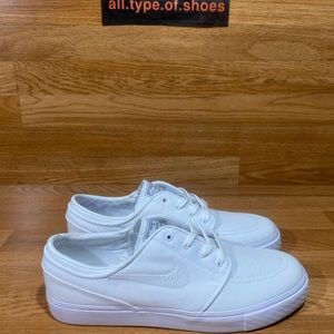 NEW Nike SB Stefan Janoski Canvas Shoes Size 11.5